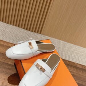 Replica Hermes Women’s Oz Mules in White Calfskin 2