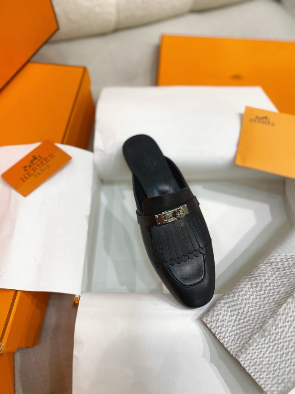 Replica Hermes Women’s Oz Mules with Fringed in Black Leather 105