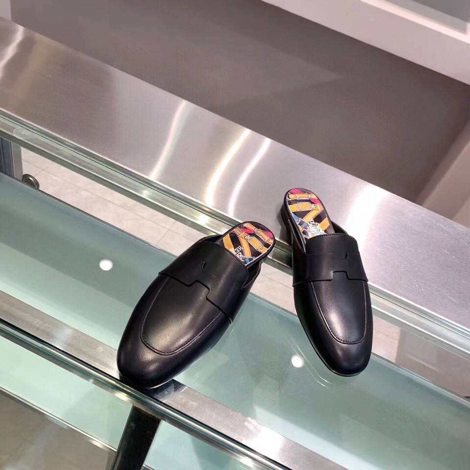 Replica Hermes Catena Mules In Black Calfskin 107