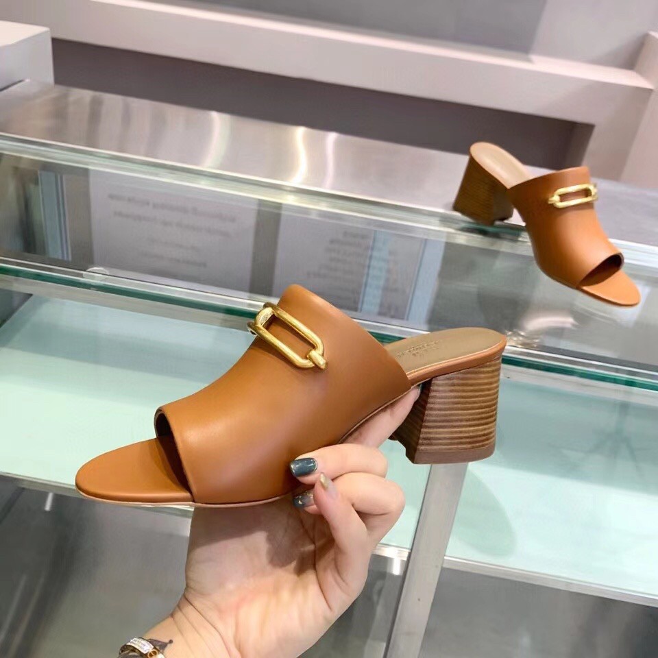 Replica Hermes Camilla Mules 60MM In Brown Calfskin 107