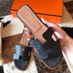 Replica Hermes Oran Slide Sandals In Black Ostrich Leather