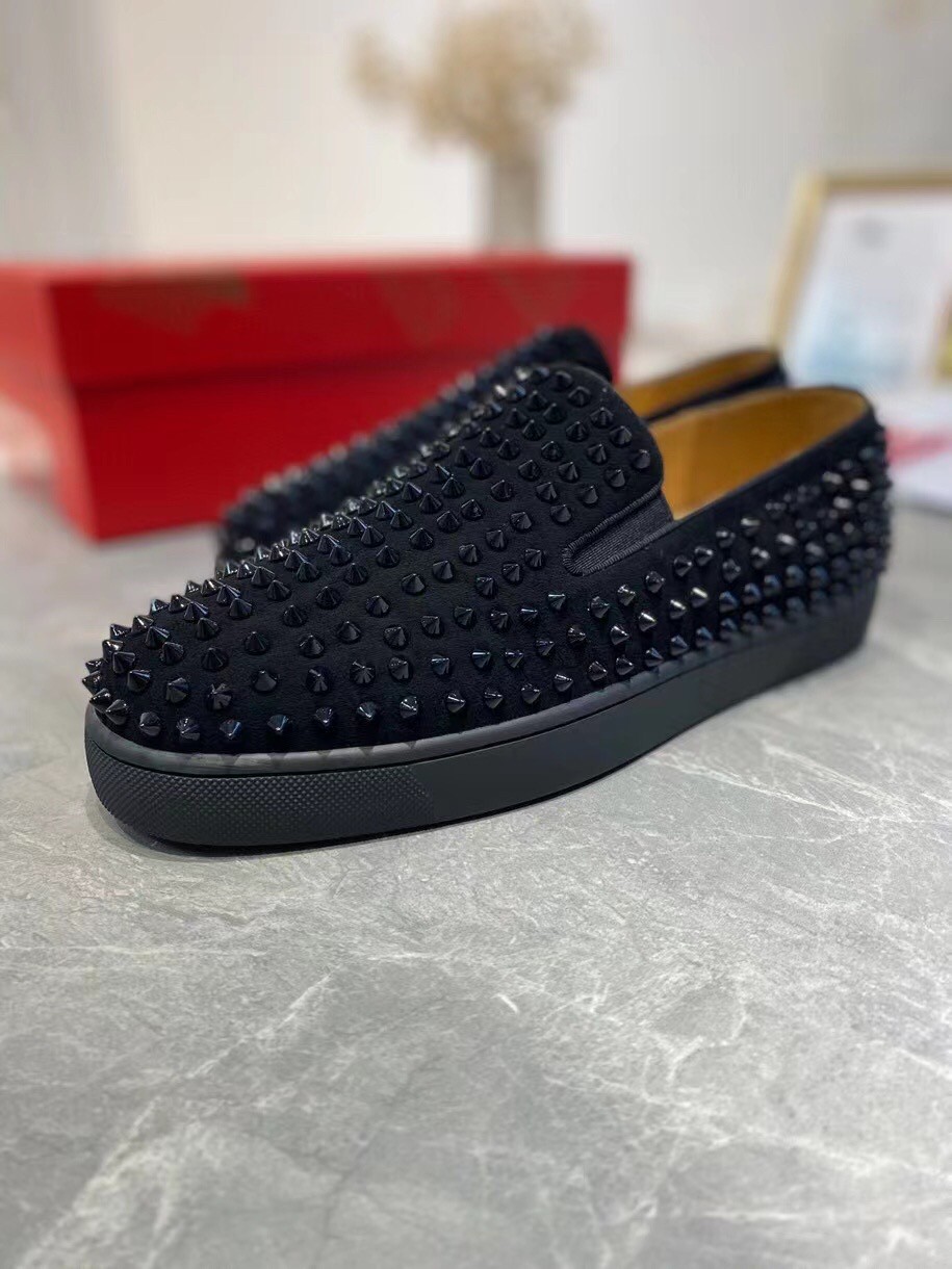 Replica Christian Louboutin Men’s Roller-boat Flat Sneakers Black 109