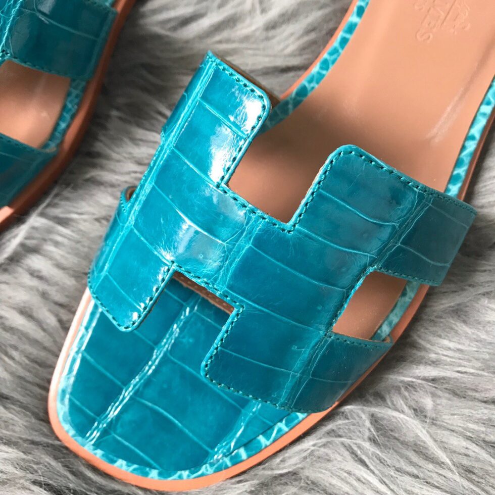 Replica Hermes Oran Slide Sandals In Blue Paon Shiny Niloticus Crocodile Skin 109