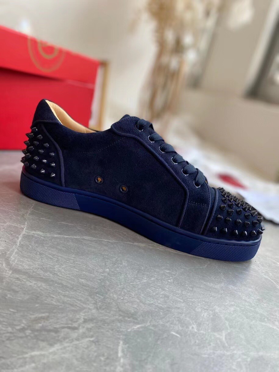 Replica Christian Louboutin Men’s Seavaste 2 Orlato Flat Sneakers Blue 107