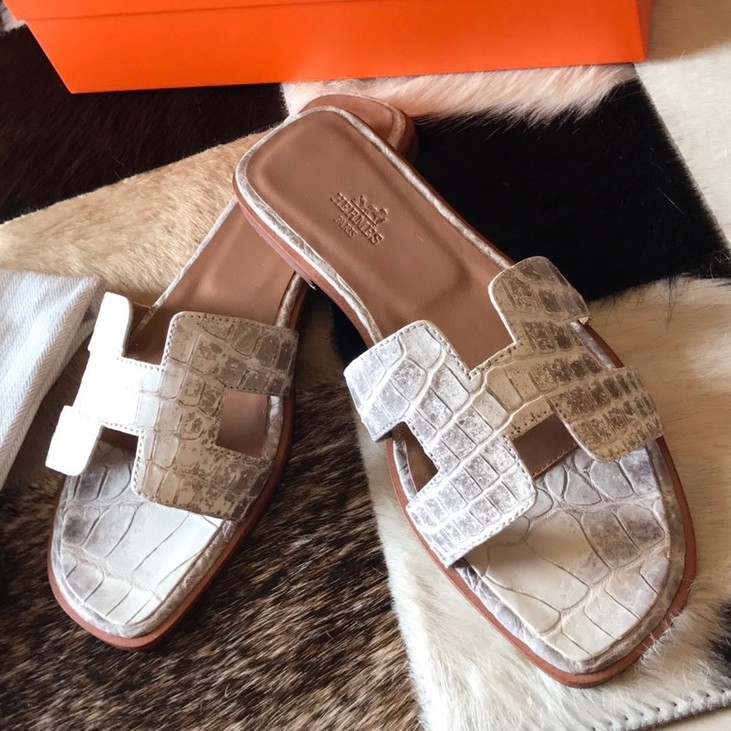 Replica Hermes Oran Slide Sandals In Himalaya Niloticus Crocodile Skin 104