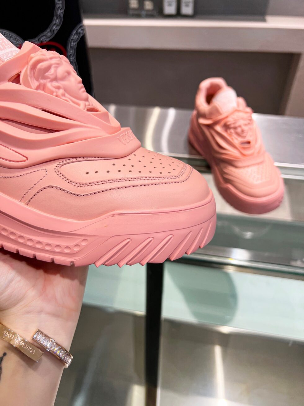 Replica Versace Women’s Odissea Sneakers In Pink Leather 107