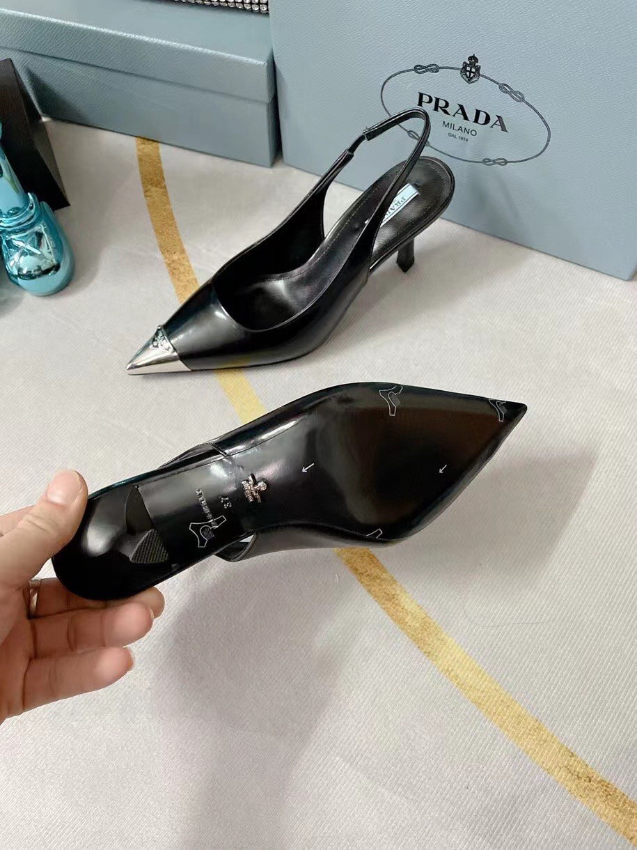 Replica Prada Slingback Pumps 75MM In Black Brushed Leather 106