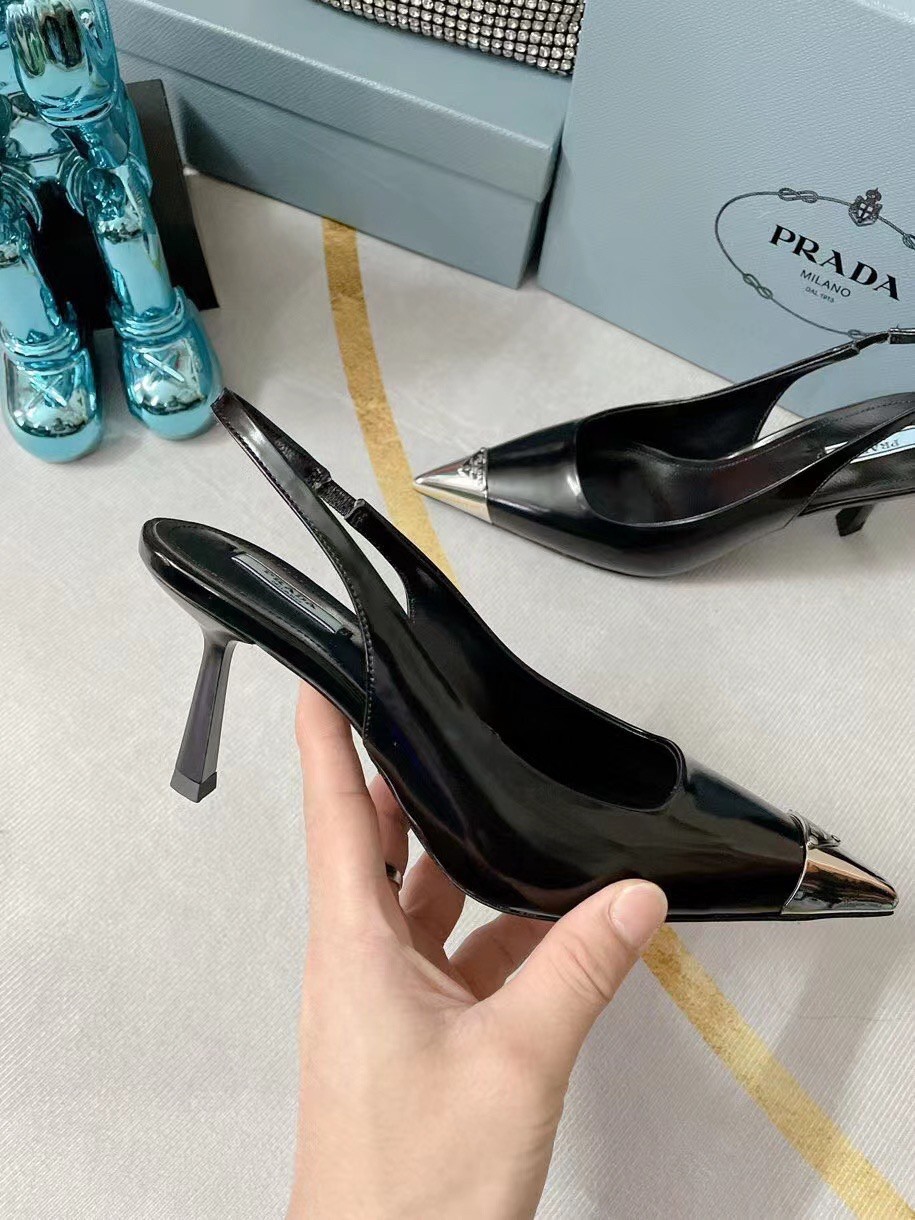 Replica Prada Slingback Pumps 75MM In Black Brushed Leather 107