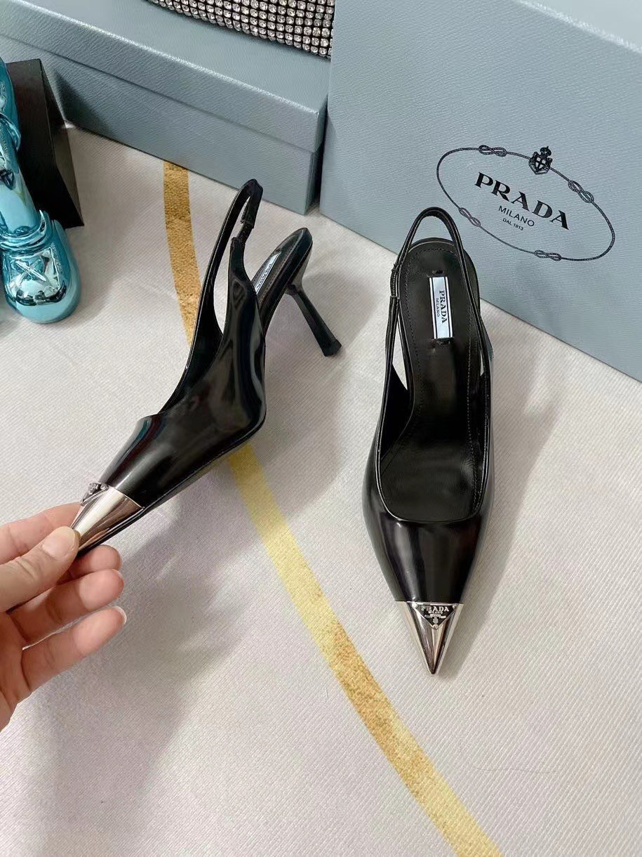 Replica Prada Slingback Pumps 75MM In Black Brushed Leather 110