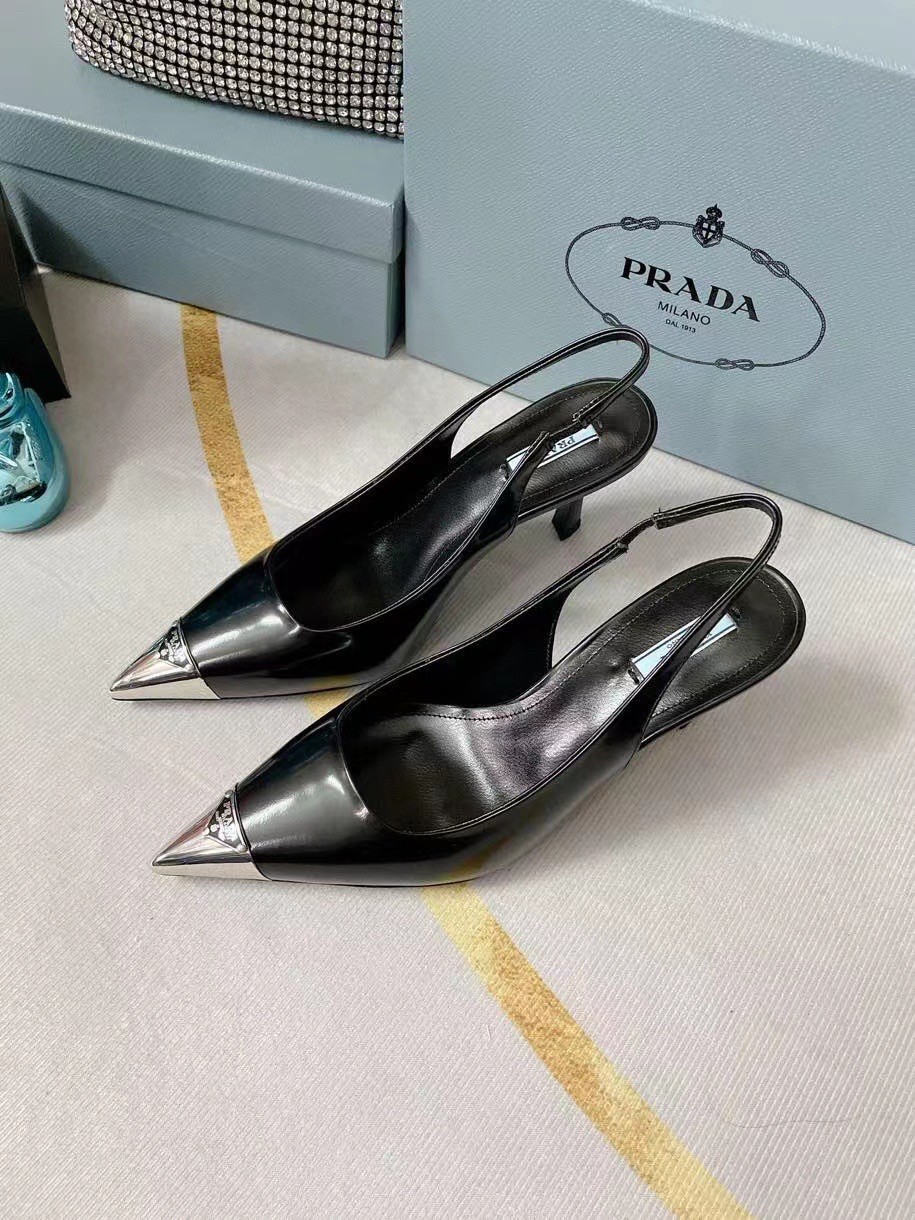 Replica Prada Slingback Pumps 75MM In Black Brushed Leather 111