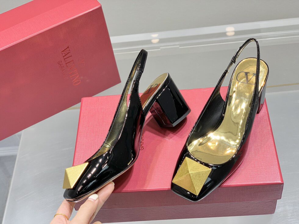 Replica Valentino One Stud Slingback Pumps 60mm In Black Patent Leather 110