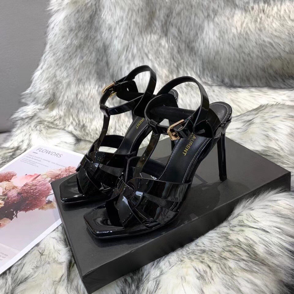 Replica Saint Laurent Tribute Sandals 105 In Black Patent Leather 106