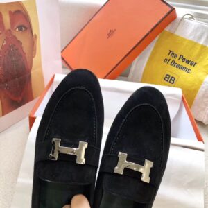 Replica Hermes Women’s Paris Loafers In Black Velvet 2