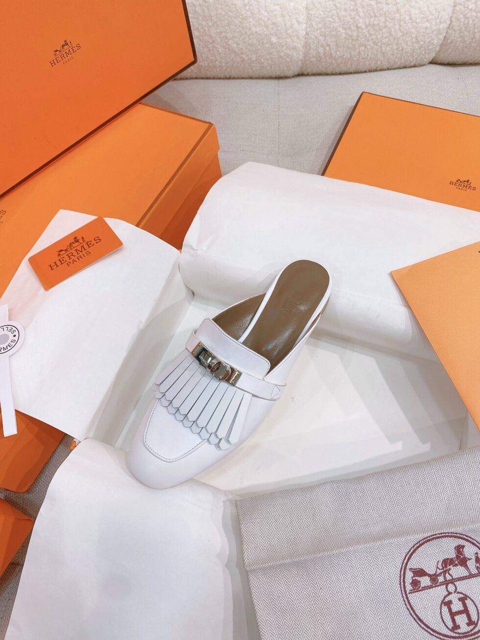 Replica Hermes Women’s Oz Mules with Fringed in White Leather 105