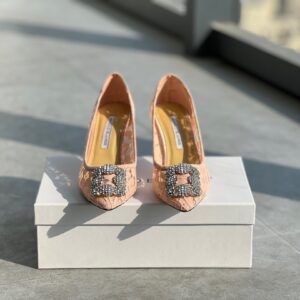 Replica Manolo Blahnik Hangisi 70 Pumps In Nude Lace 2