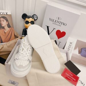 Replica Valentino Women’s VL7N Sneakers with Grey VLTN Logo 2