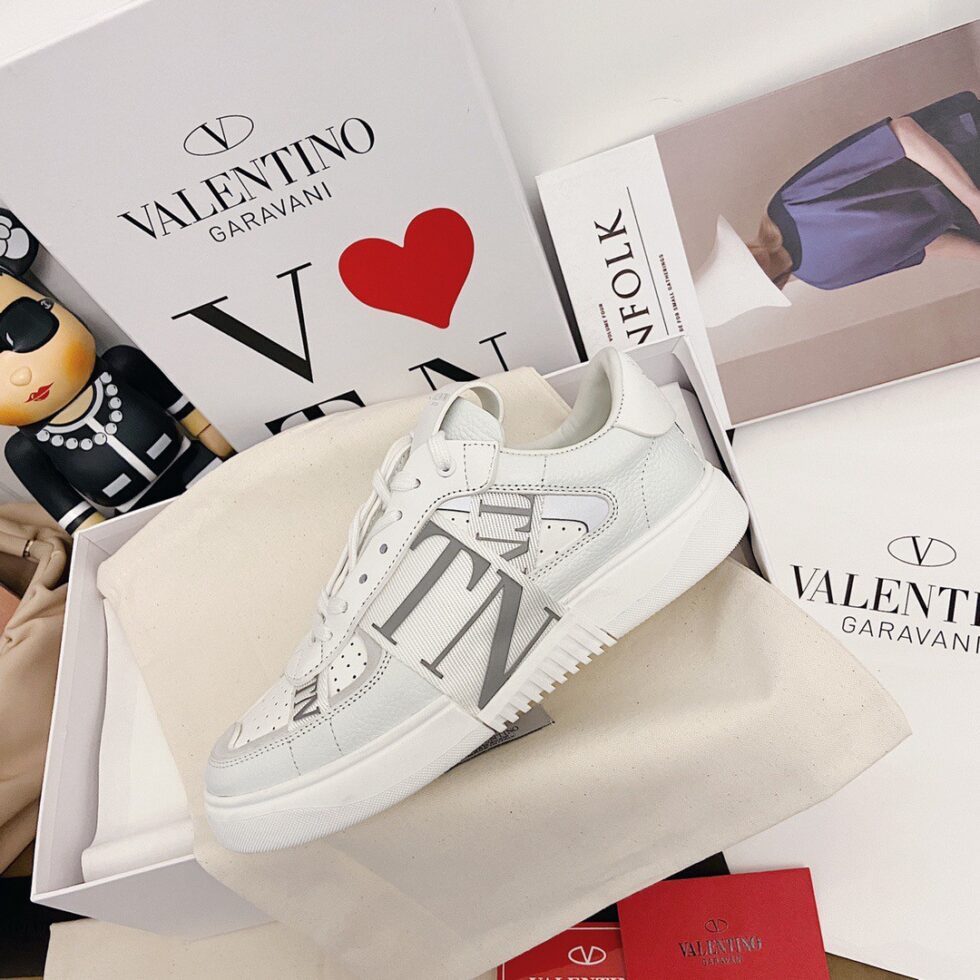 Replica Valentino Women’s VL7N Sneakers with Grey VLTN Logo 107