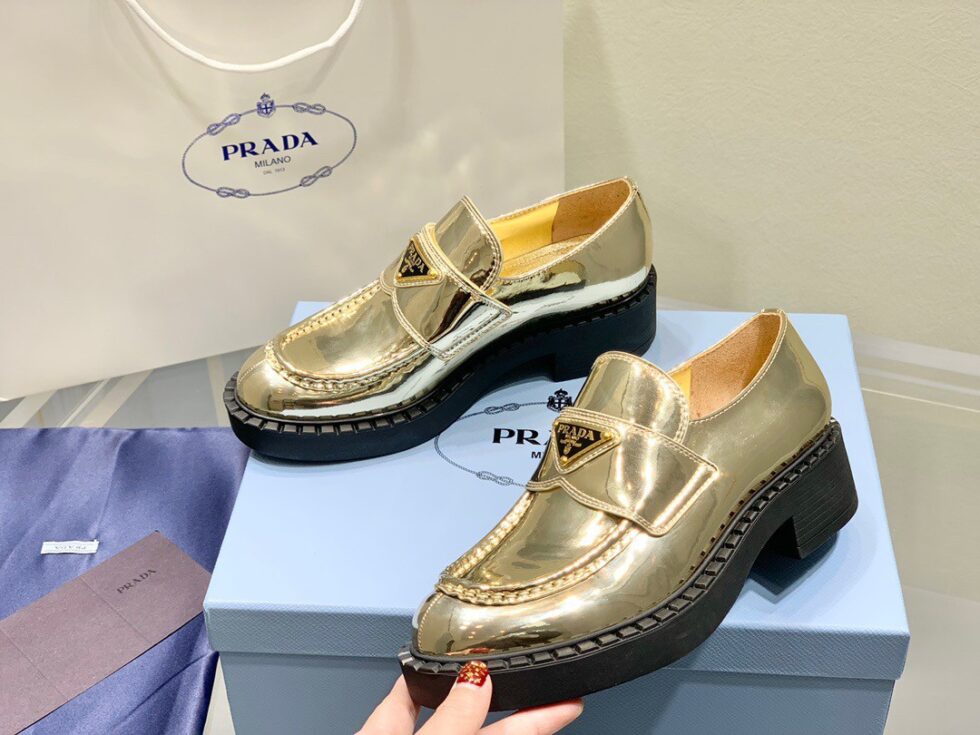 Replica Prada Women’s Loafers In Gold Metallic Leather 108