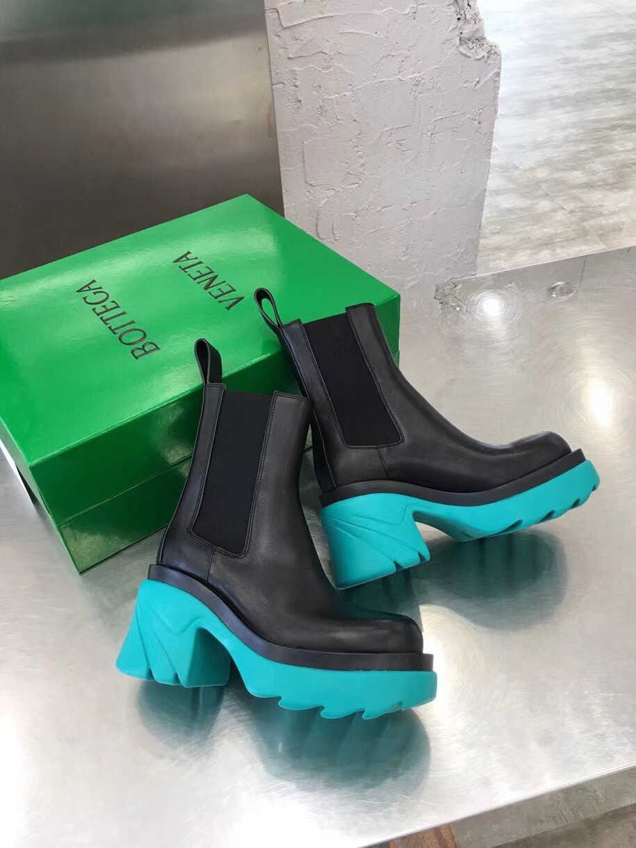 Replica Bottega Veneta Flash Chelsea Boots with Neptune Outsole 110