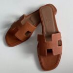 Replica Hermes Oran Slide Sandals In Gold Clemence Leather